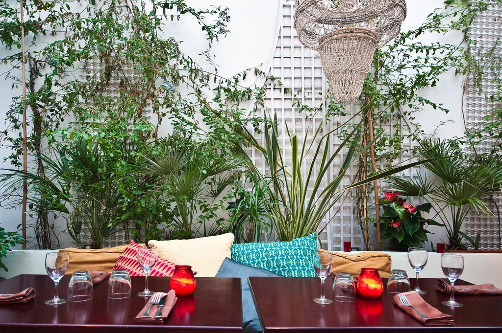 Hotel Denfert-Montparnasse 2*